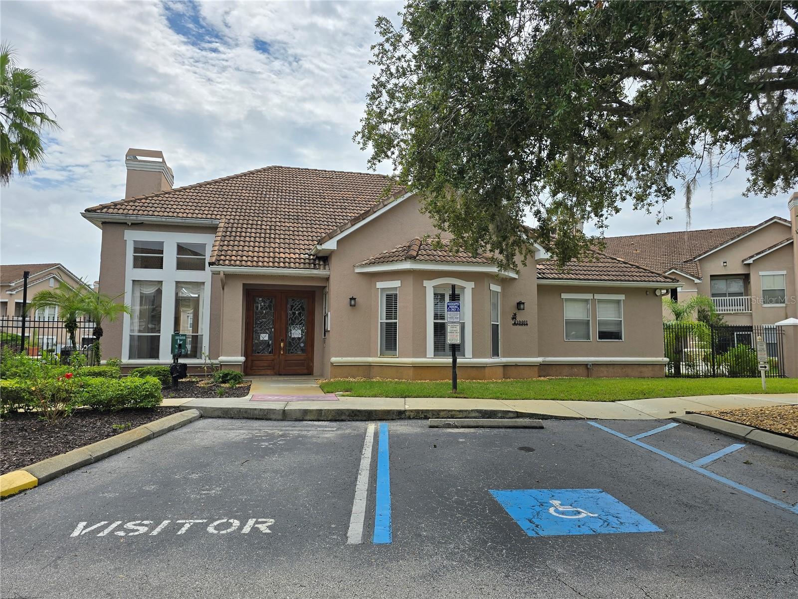 THE VILLAS CONDO - Residential