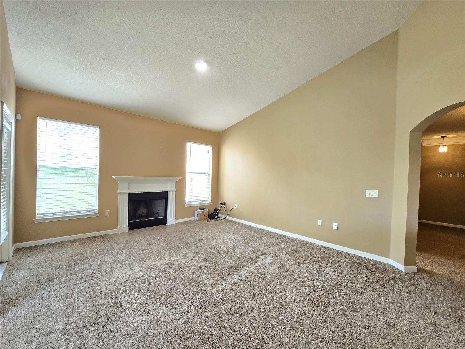 THE VILLAS CONDO - Residential