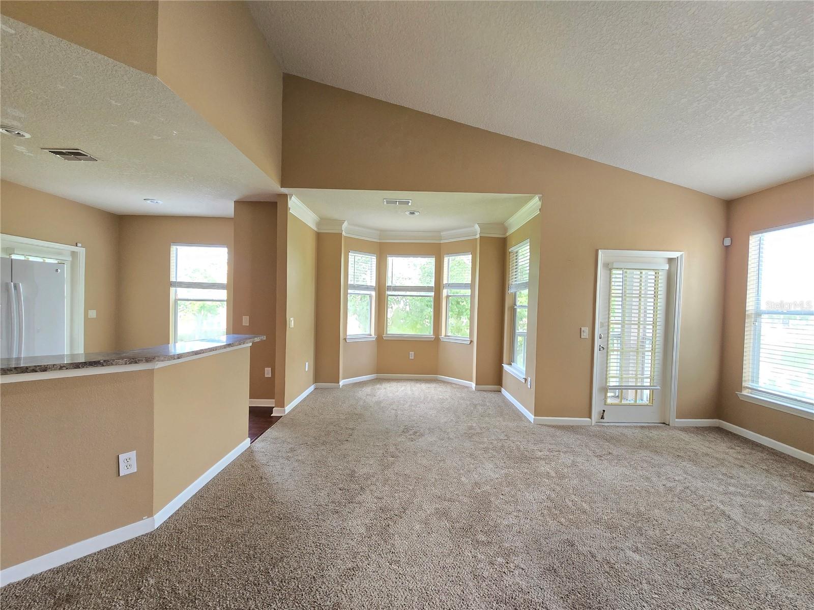 THE VILLAS CONDO - Residential