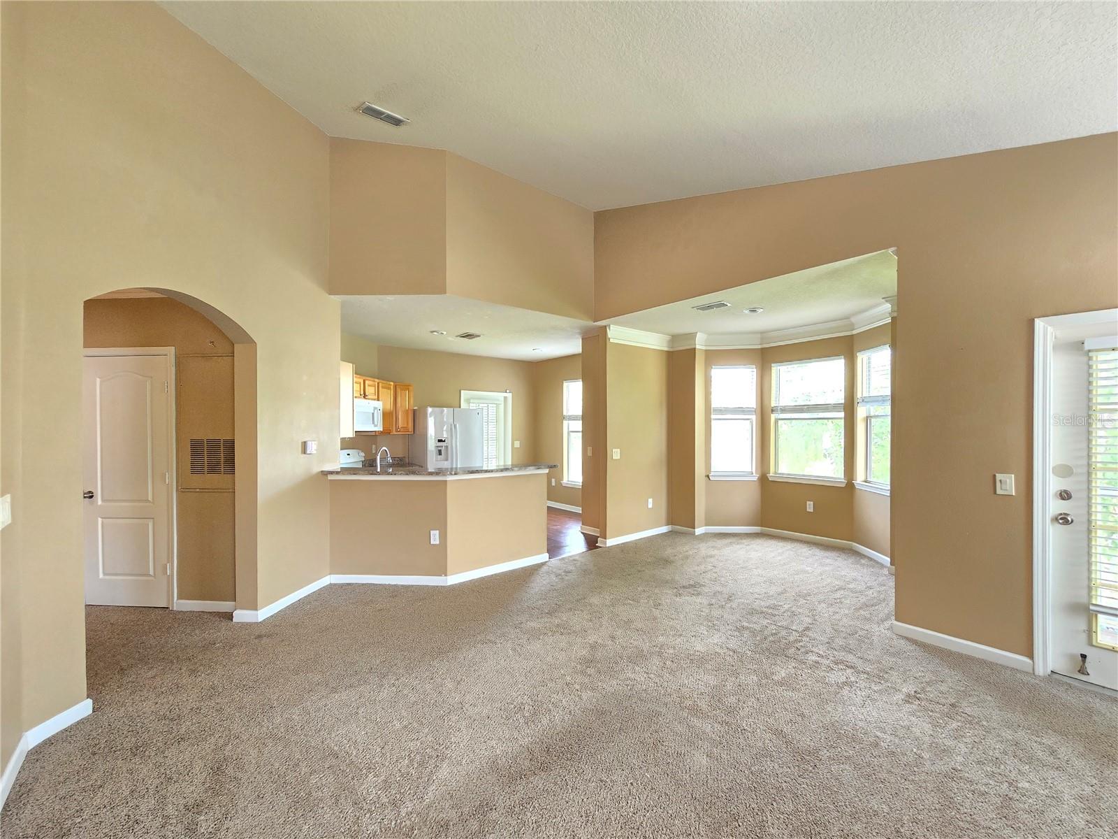 THE VILLAS CONDO - Residential