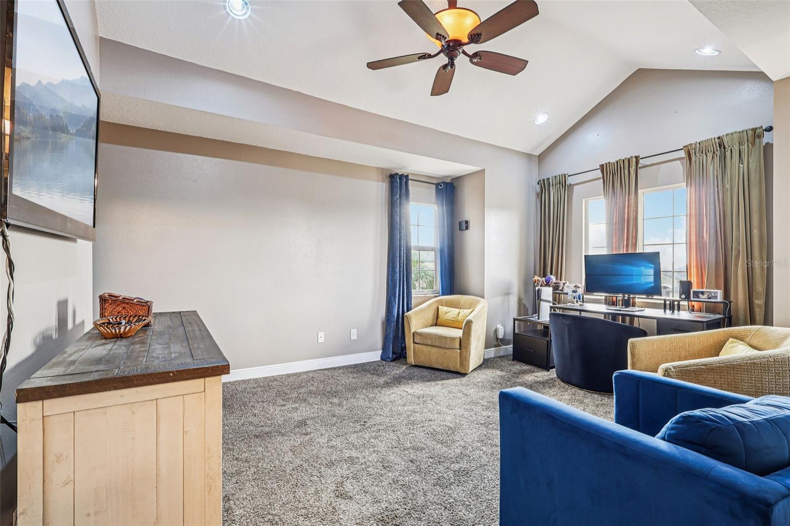 NORTH POINT PH 1A - Residential