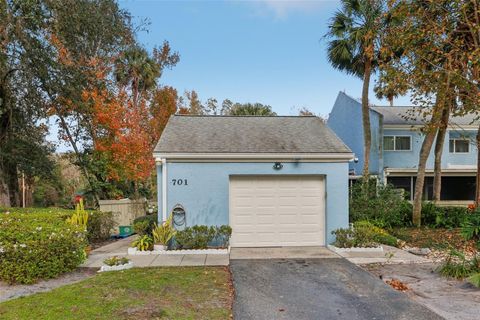 A home in WINTER SPRINGS