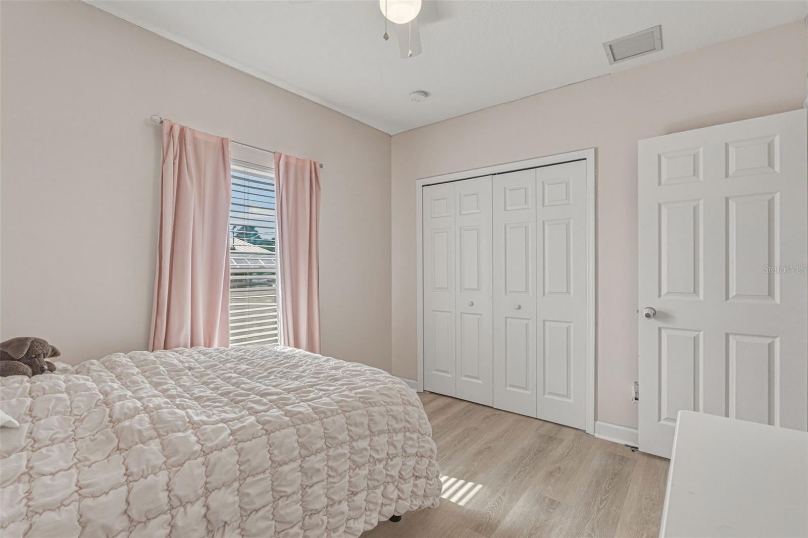 SOUTH VENICE - Residential