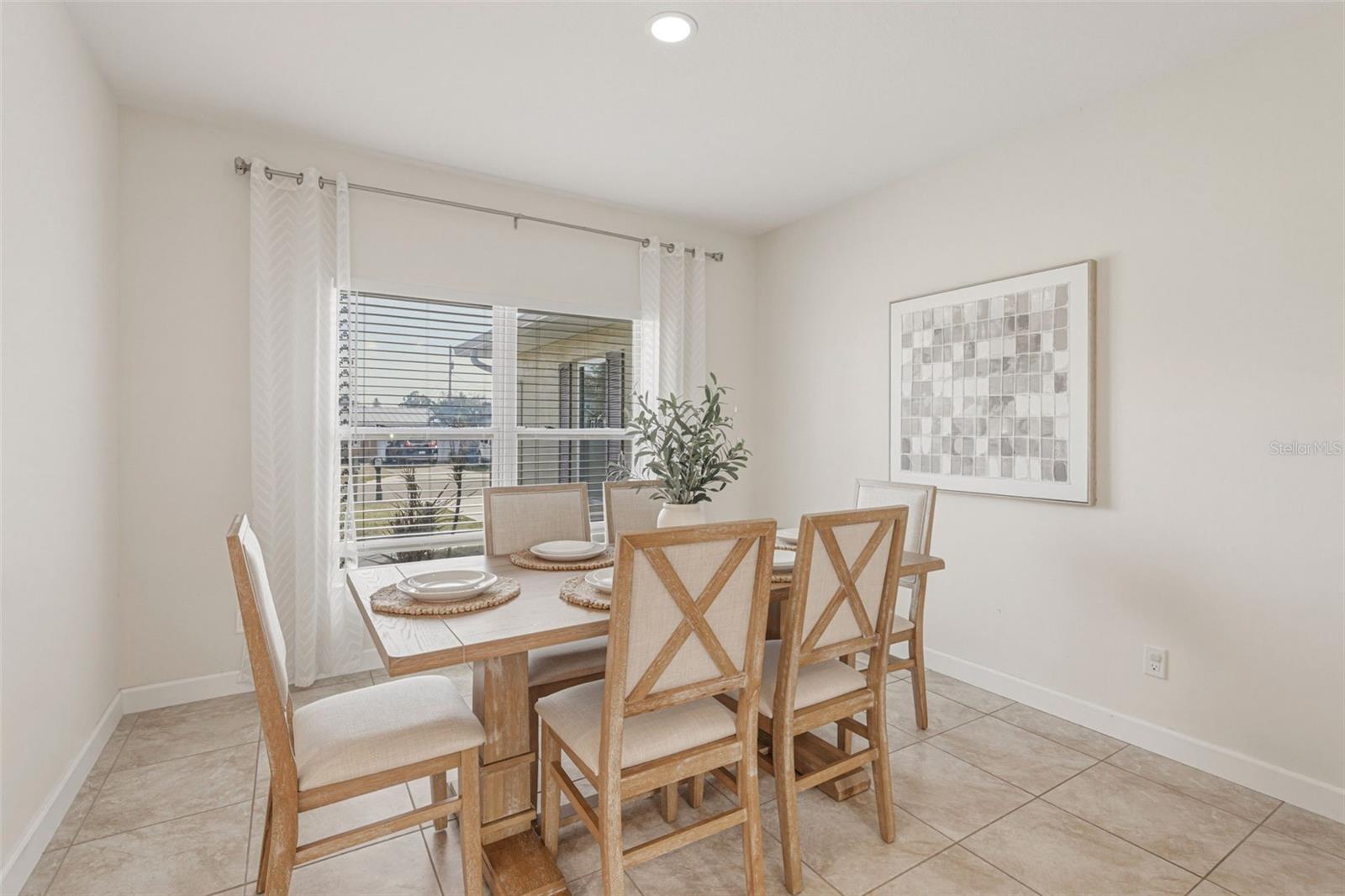 SOUTH VENICE - Residential