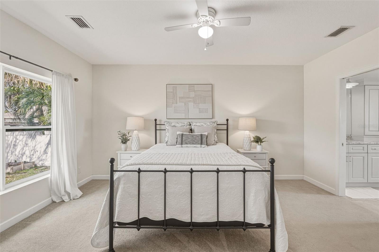 SOUTH VENICE - Residential