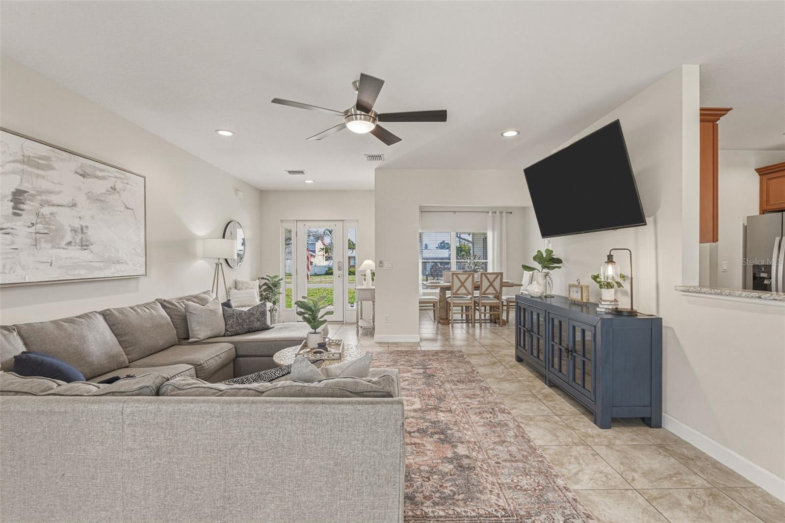 SOUTH VENICE - Residential