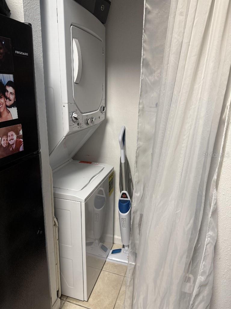 BEACHWAY CONDOS - Residential