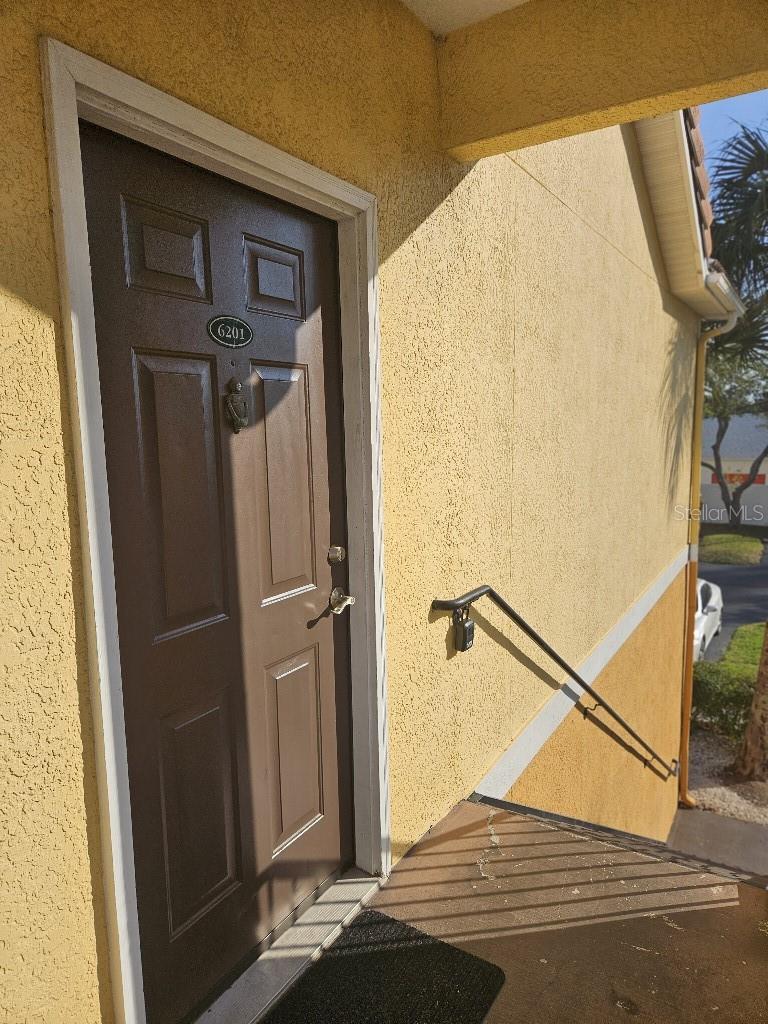 BEACHWAY CONDOS - Residential