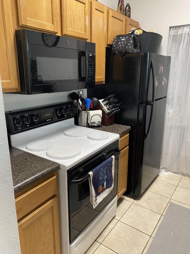 BEACHWAY CONDOS - Residential