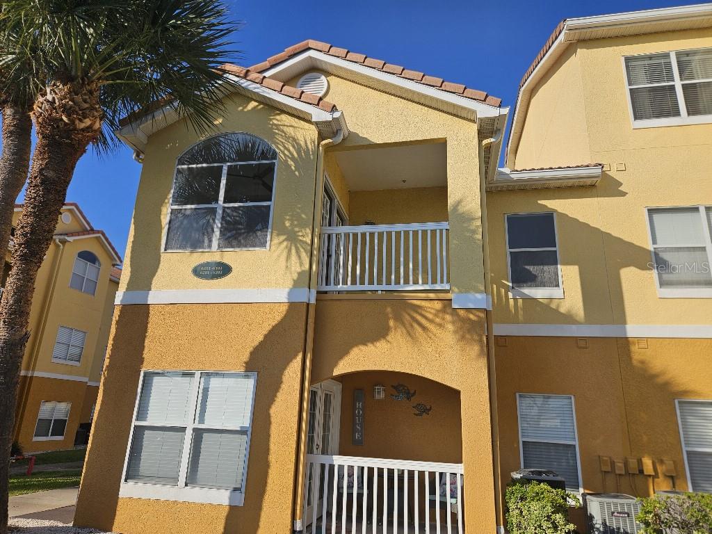 BEACHWAY CONDOS - Residential