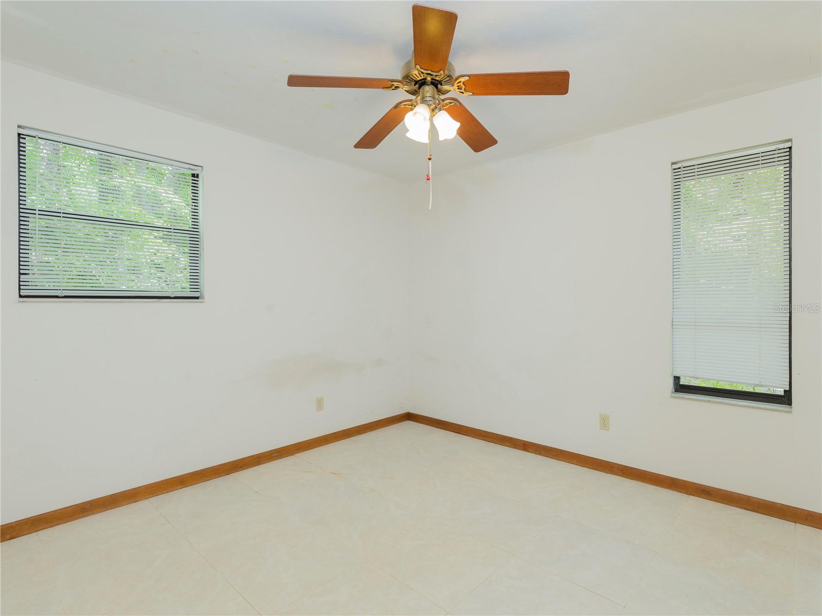 DEER RUN II - Residential Lease