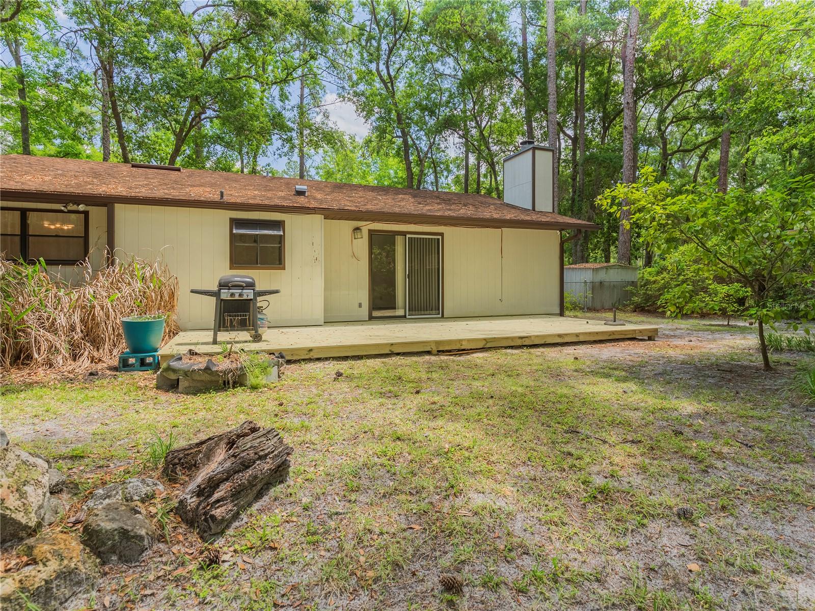 DEER RUN II - Residential Lease