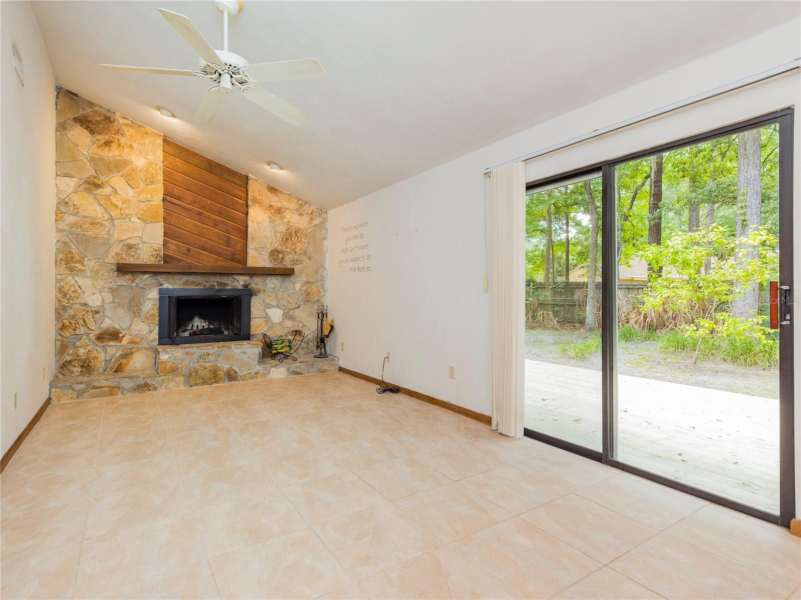 DEER RUN II - Residential Lease