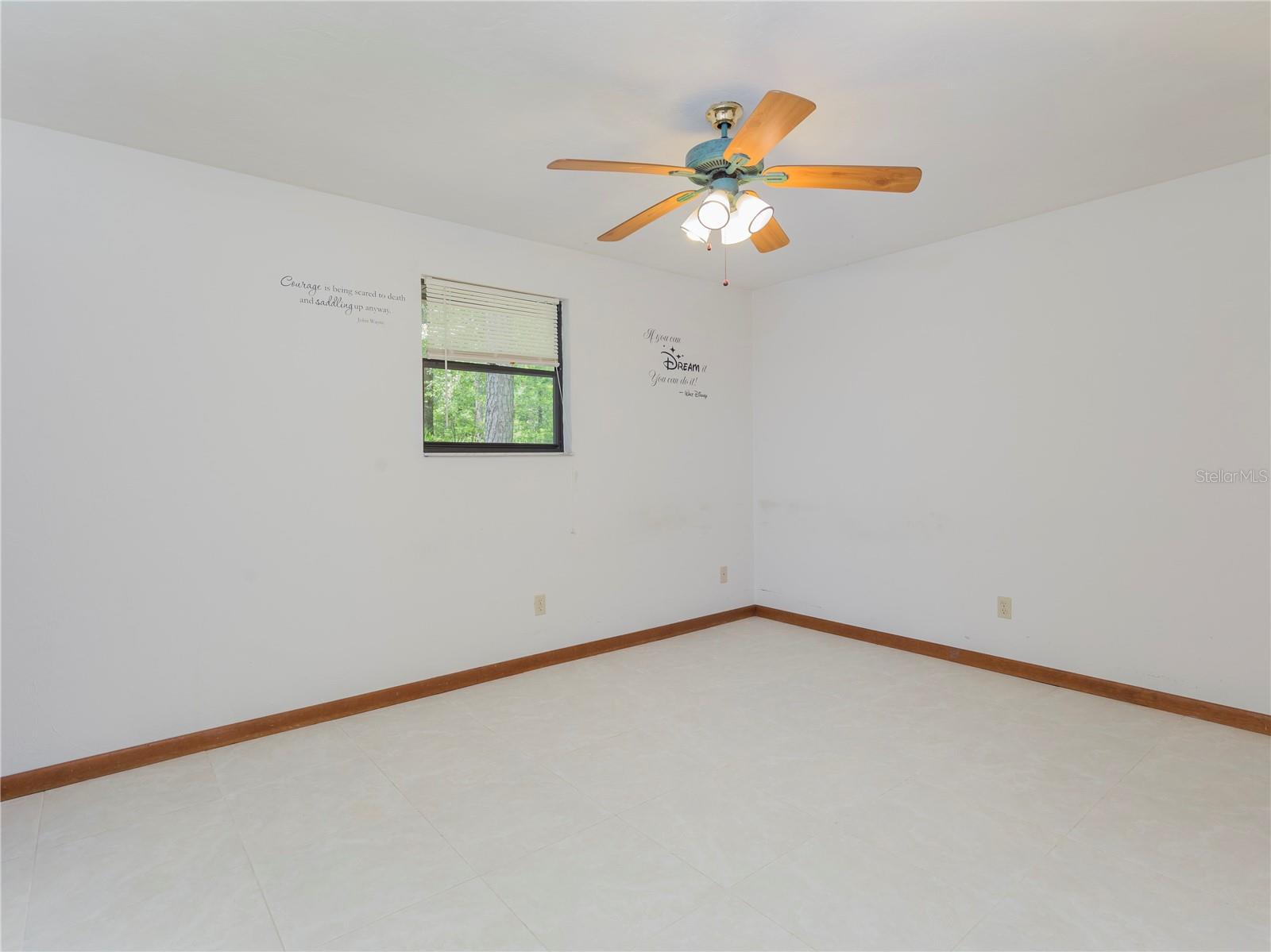 DEER RUN II - Residential Lease