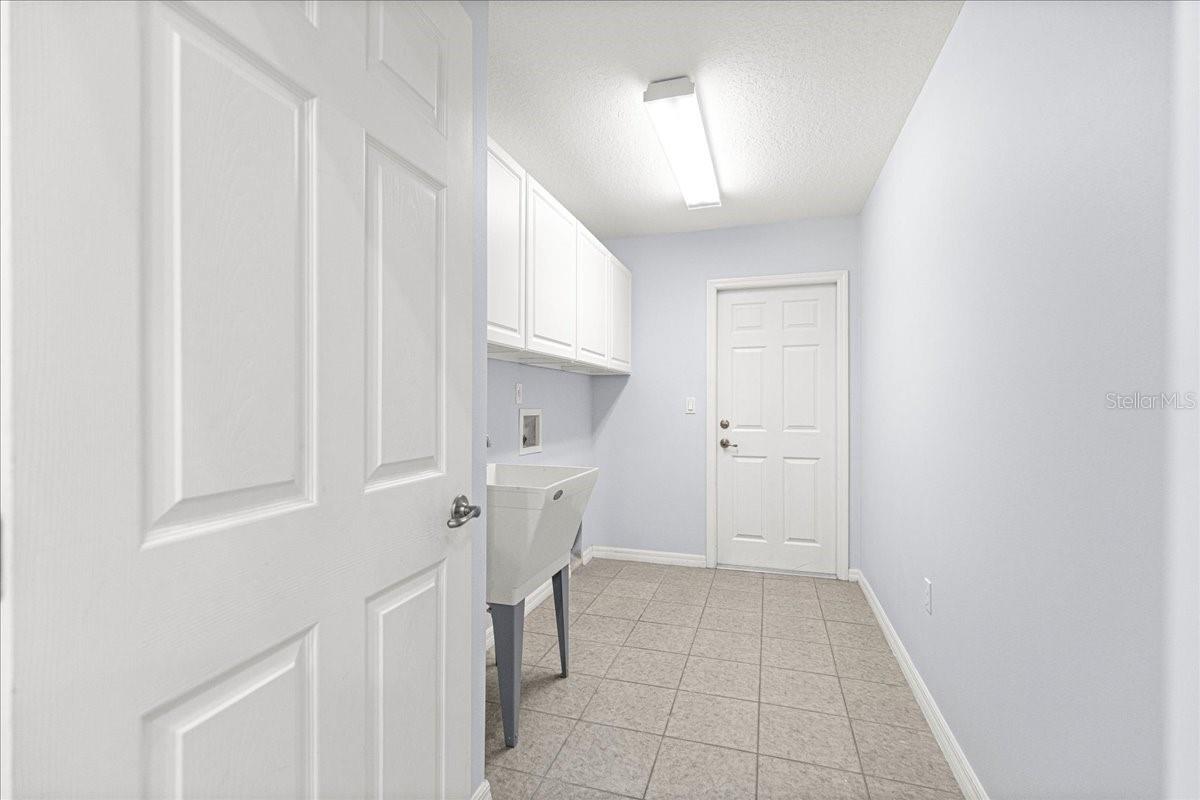 RAINBOW SPGS - Residential