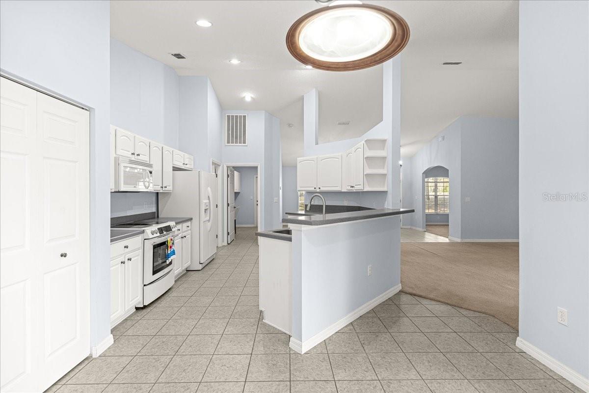 RAINBOW SPGS - Residential