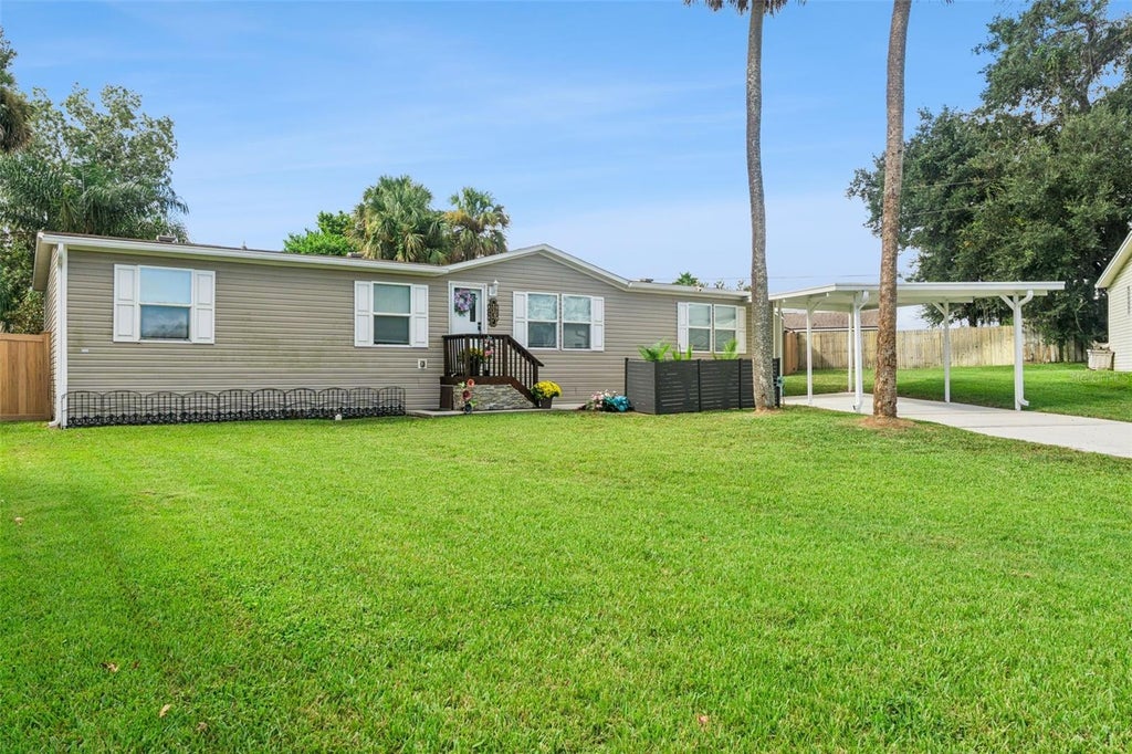 Photo of 1137 Yaupon Street, Daytona Beach, FL 32117 (MLS # O6444133)
