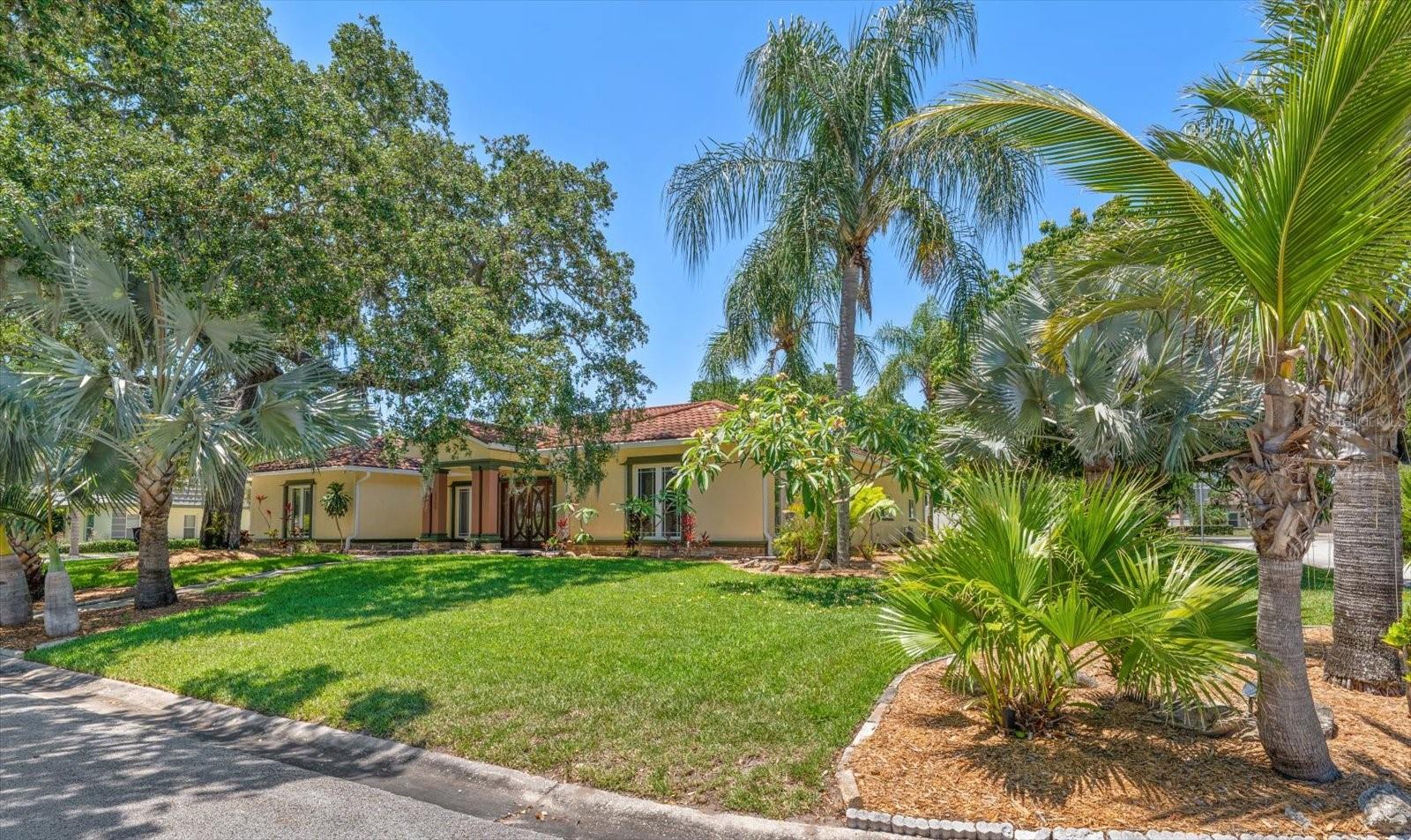 SHARON OAKS - Residential