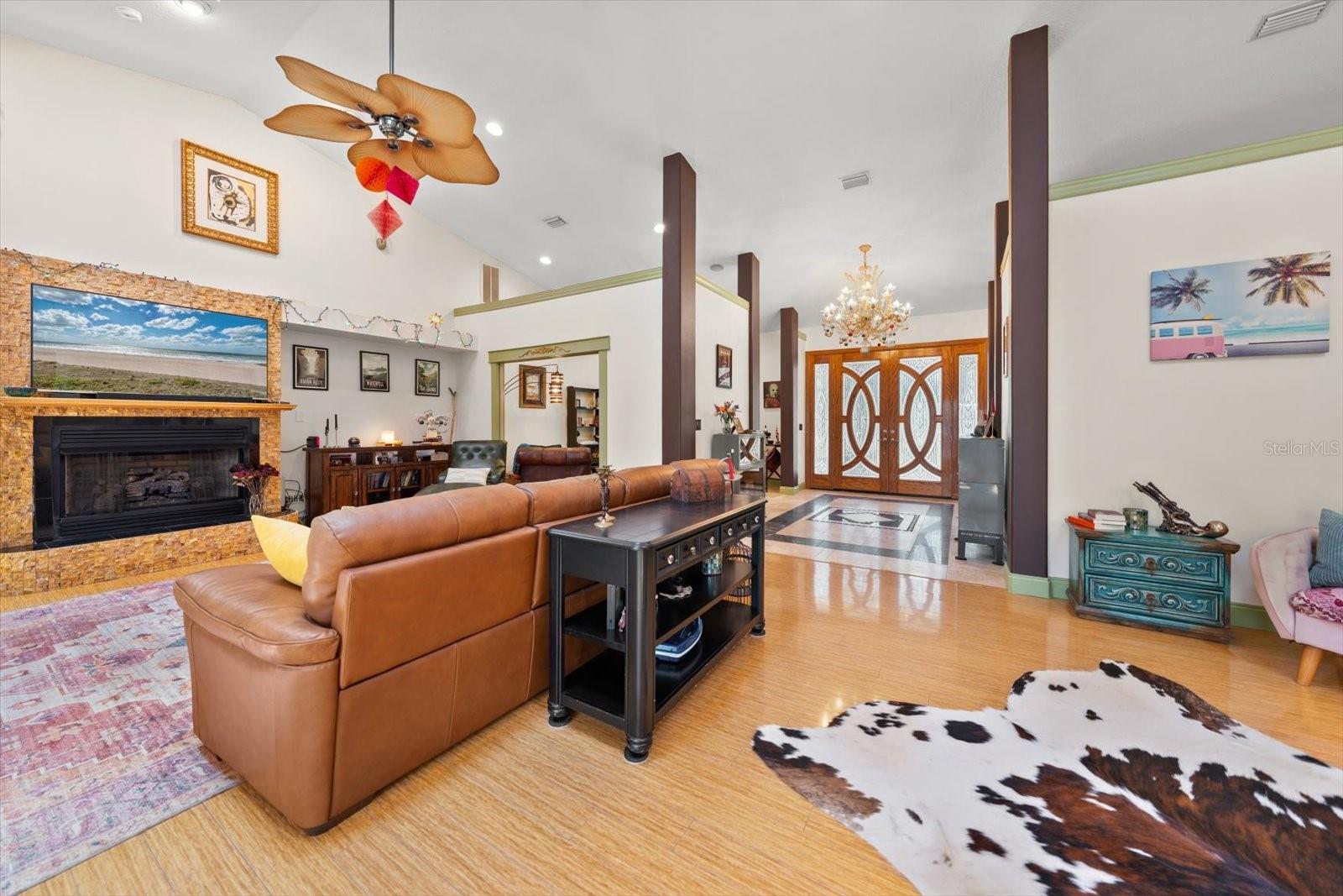SHARON OAKS - Residential