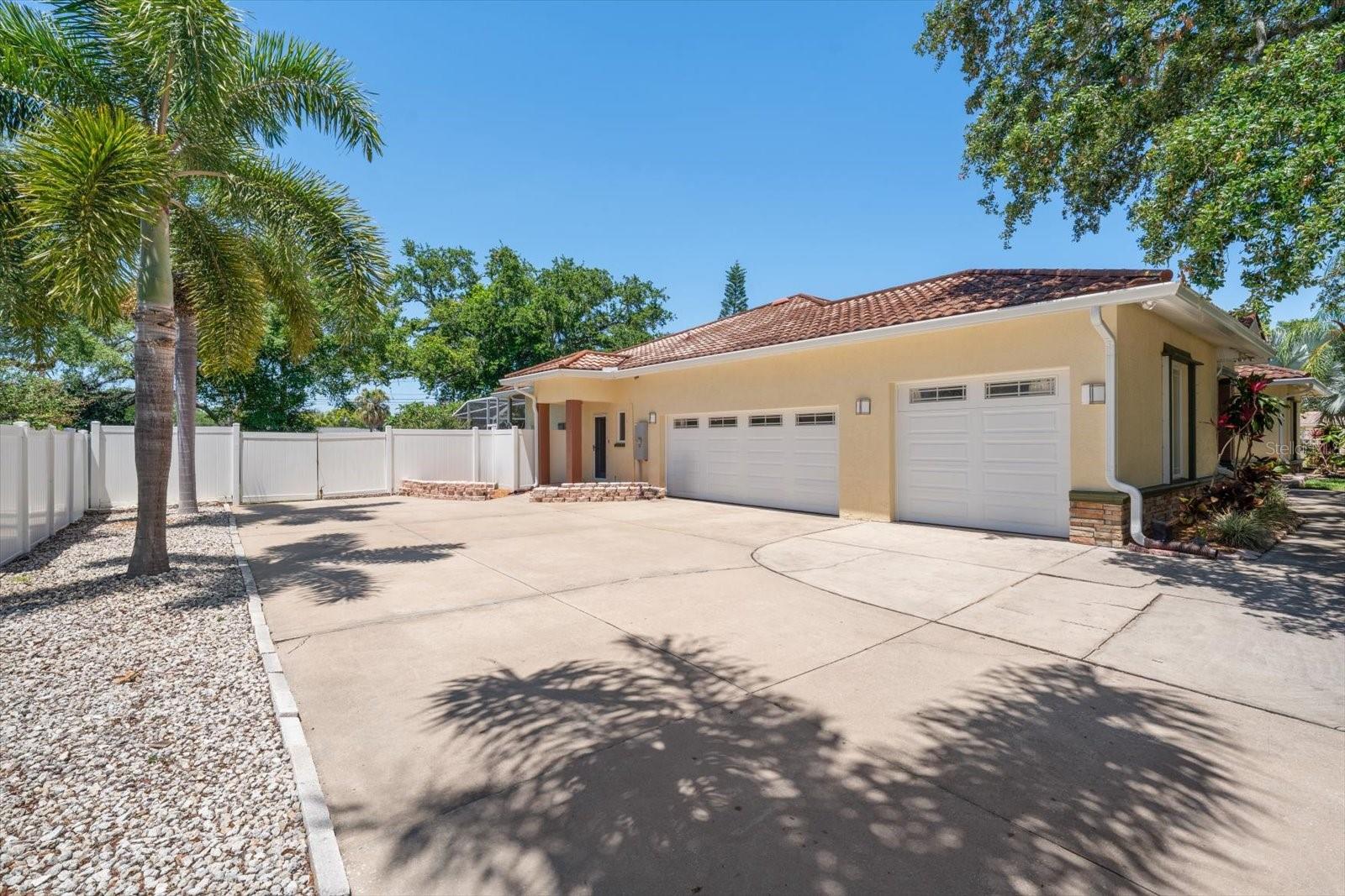 2400 SHERWOOD LANE