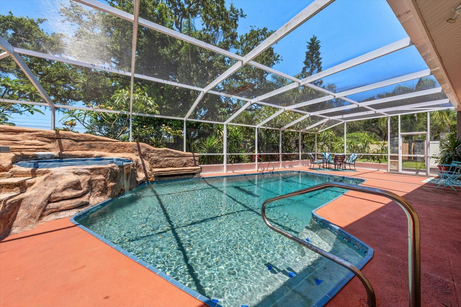 SHARON OAKS - Residential