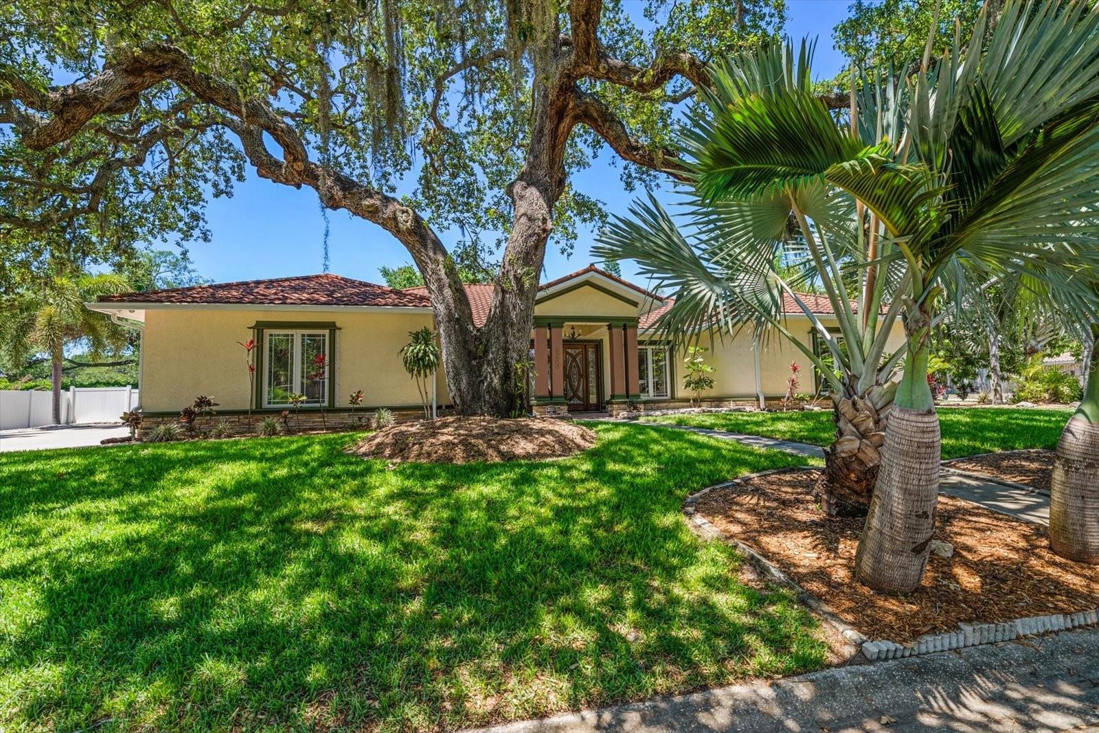 SHARON OAKS - Residential