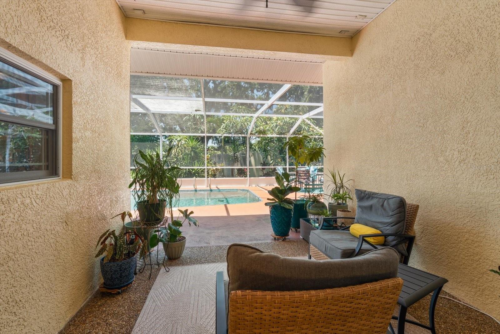 SHARON OAKS - Residential