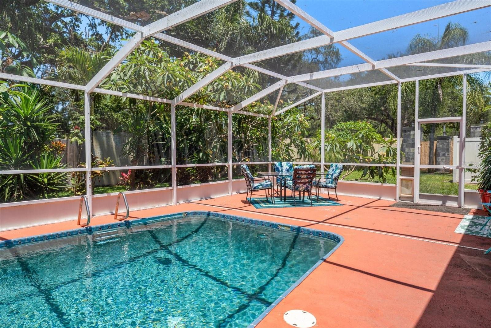 SHARON OAKS - Residential