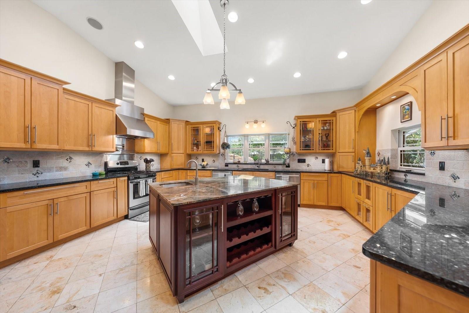 SHARON OAKS - Residential