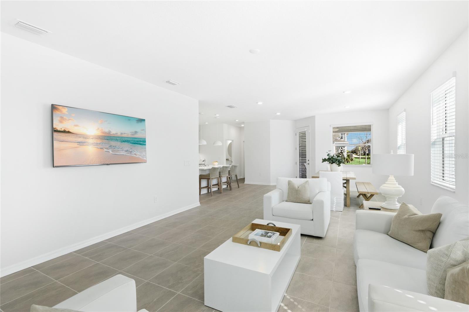 1763 SPREADER LANE