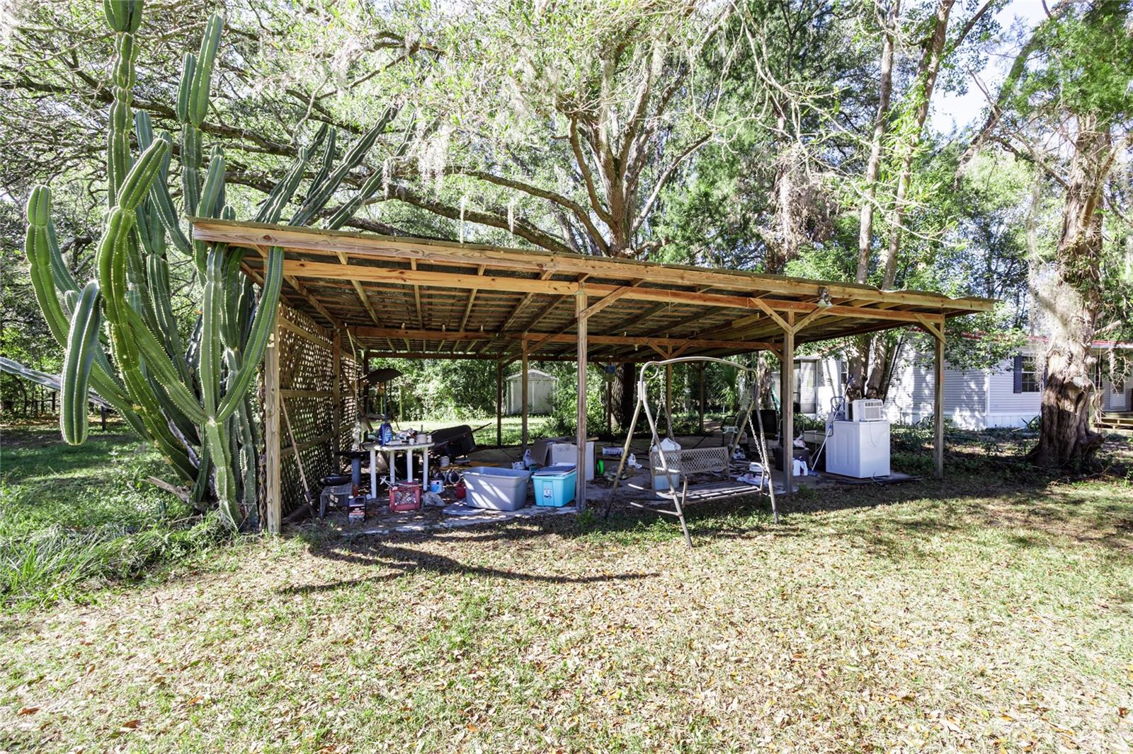 CADILLAC ESTATES - Residential