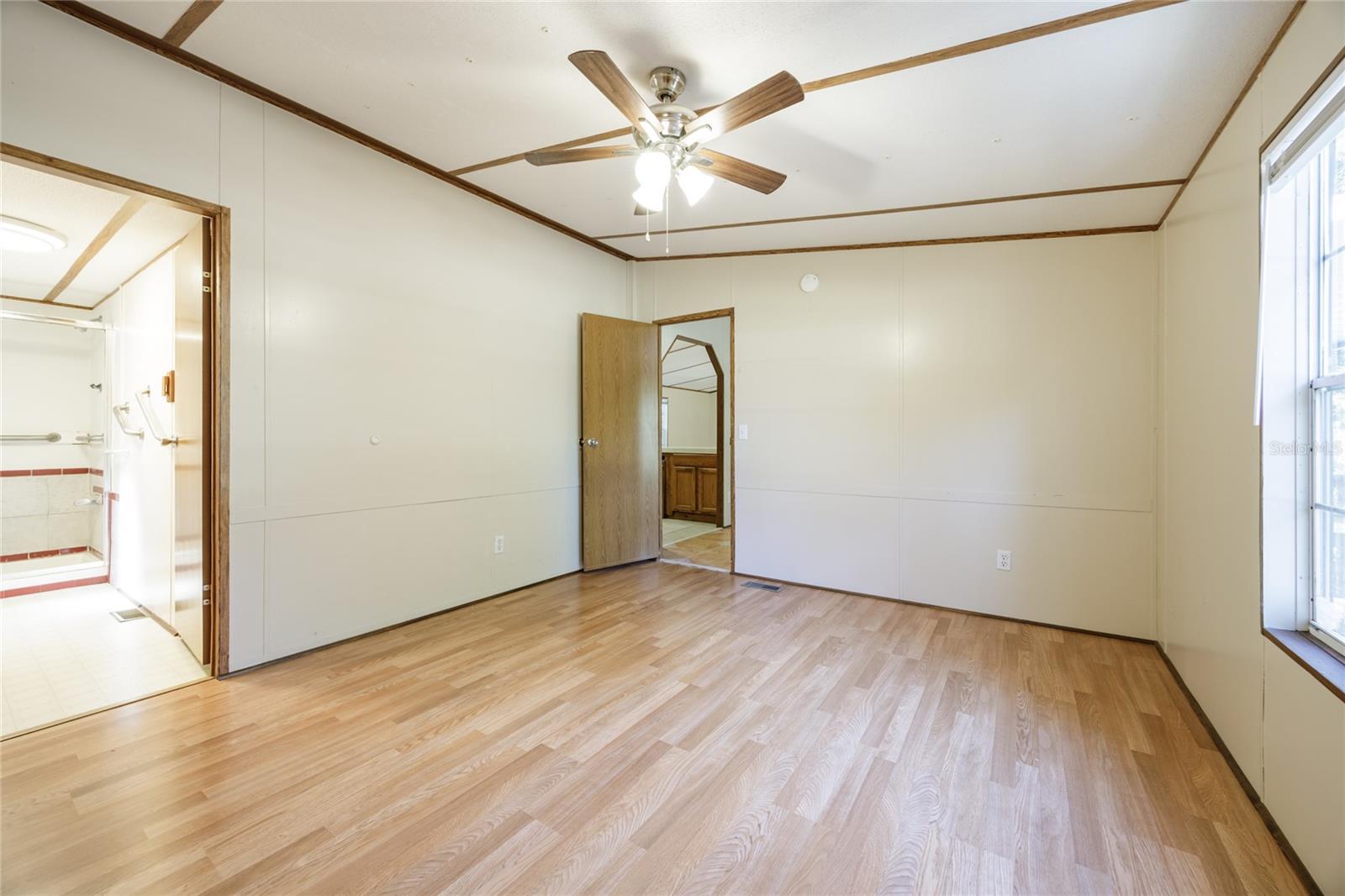 CADILLAC ESTATES - Residential