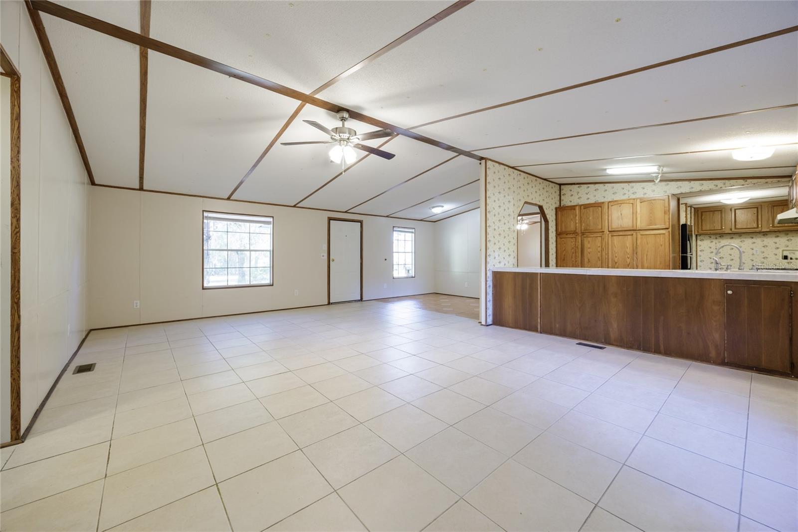 CADILLAC ESTATES - Residential