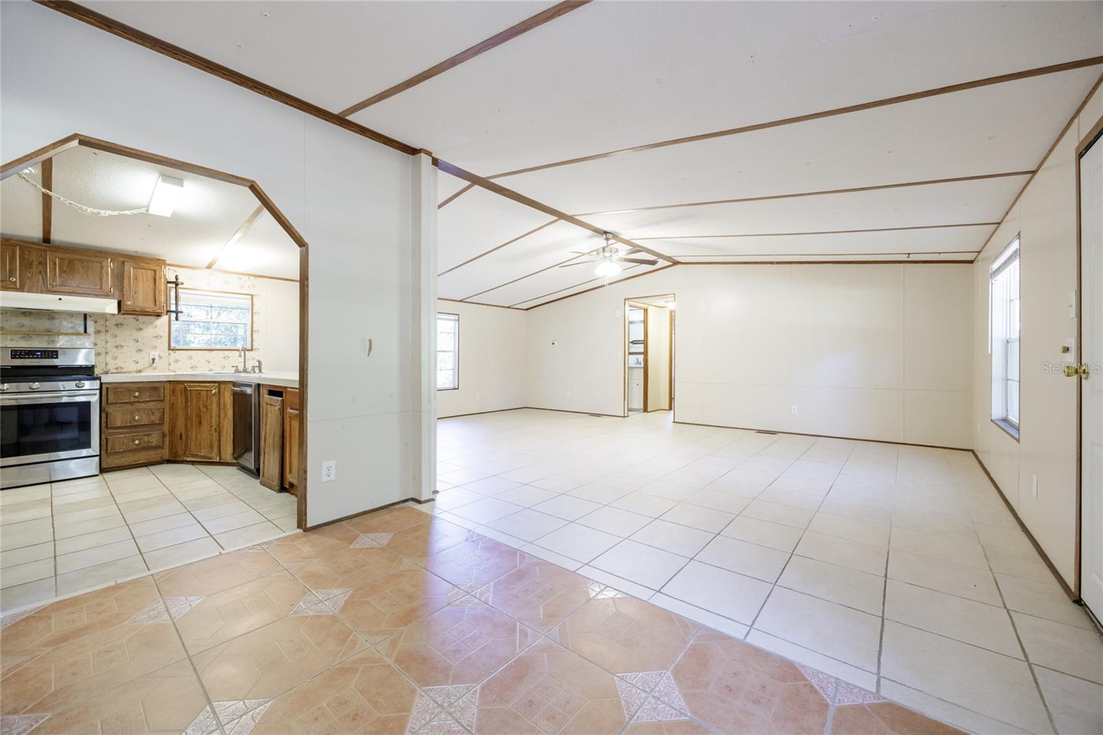 CADILLAC ESTATES - Residential