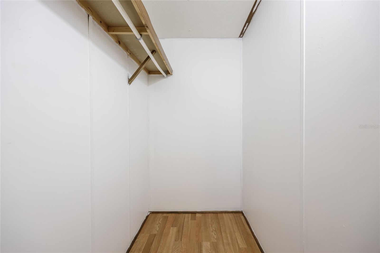 CADILLAC ESTATES - Residential