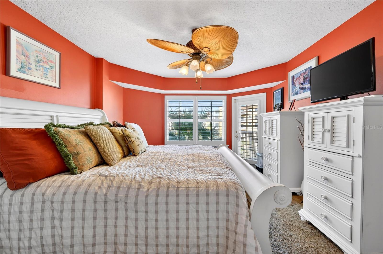 HARBOUR VILLAGE CONDO - Residential