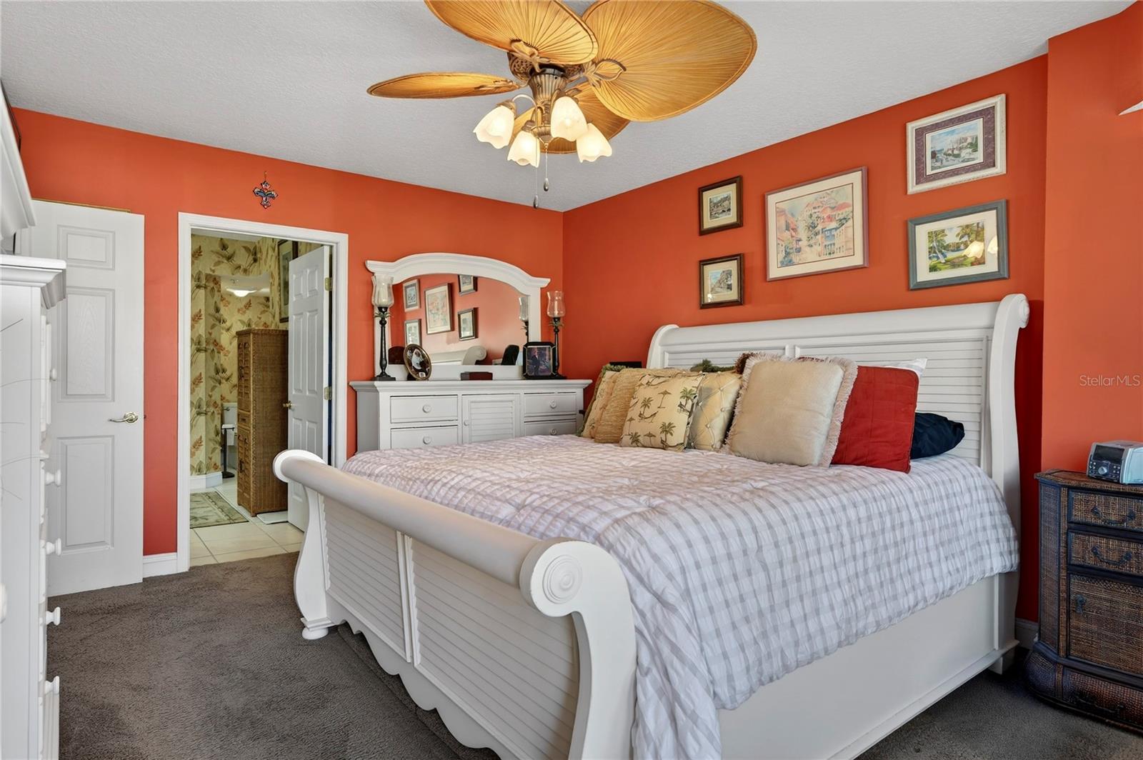 HARBOUR VILLAGE CONDO - Residential