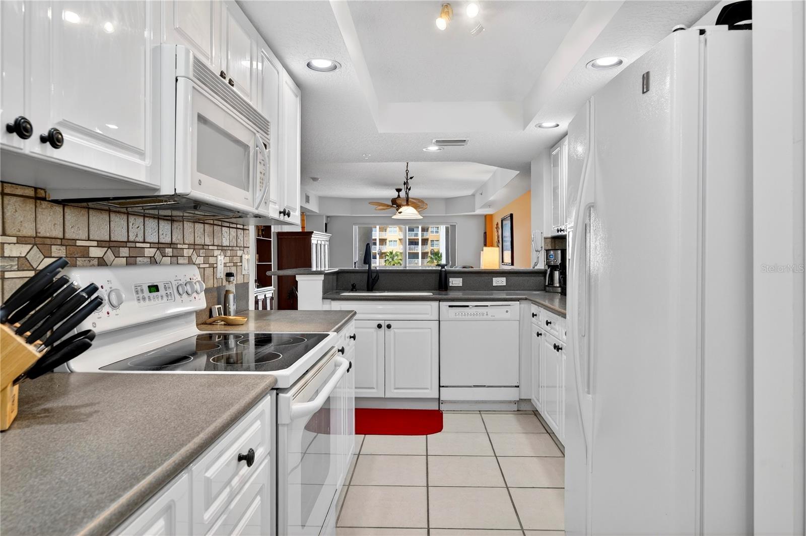 HARBOUR VILLAGE CONDO - Residential