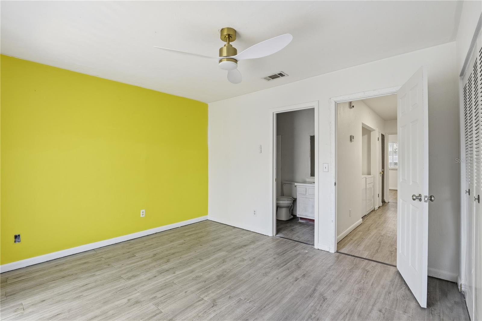 PICKWICK PARK - Residential