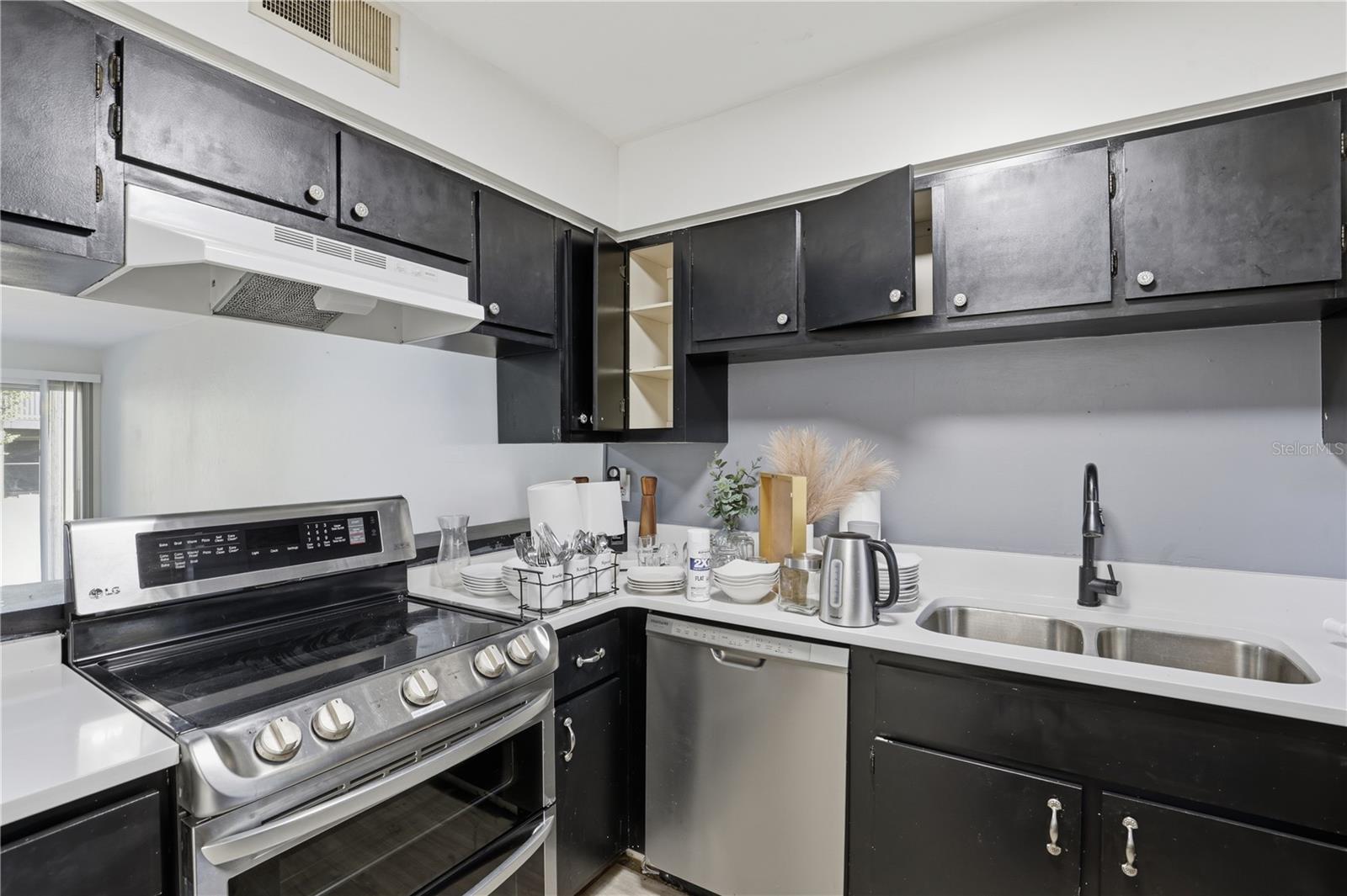 PICKWICK PARK - Residential