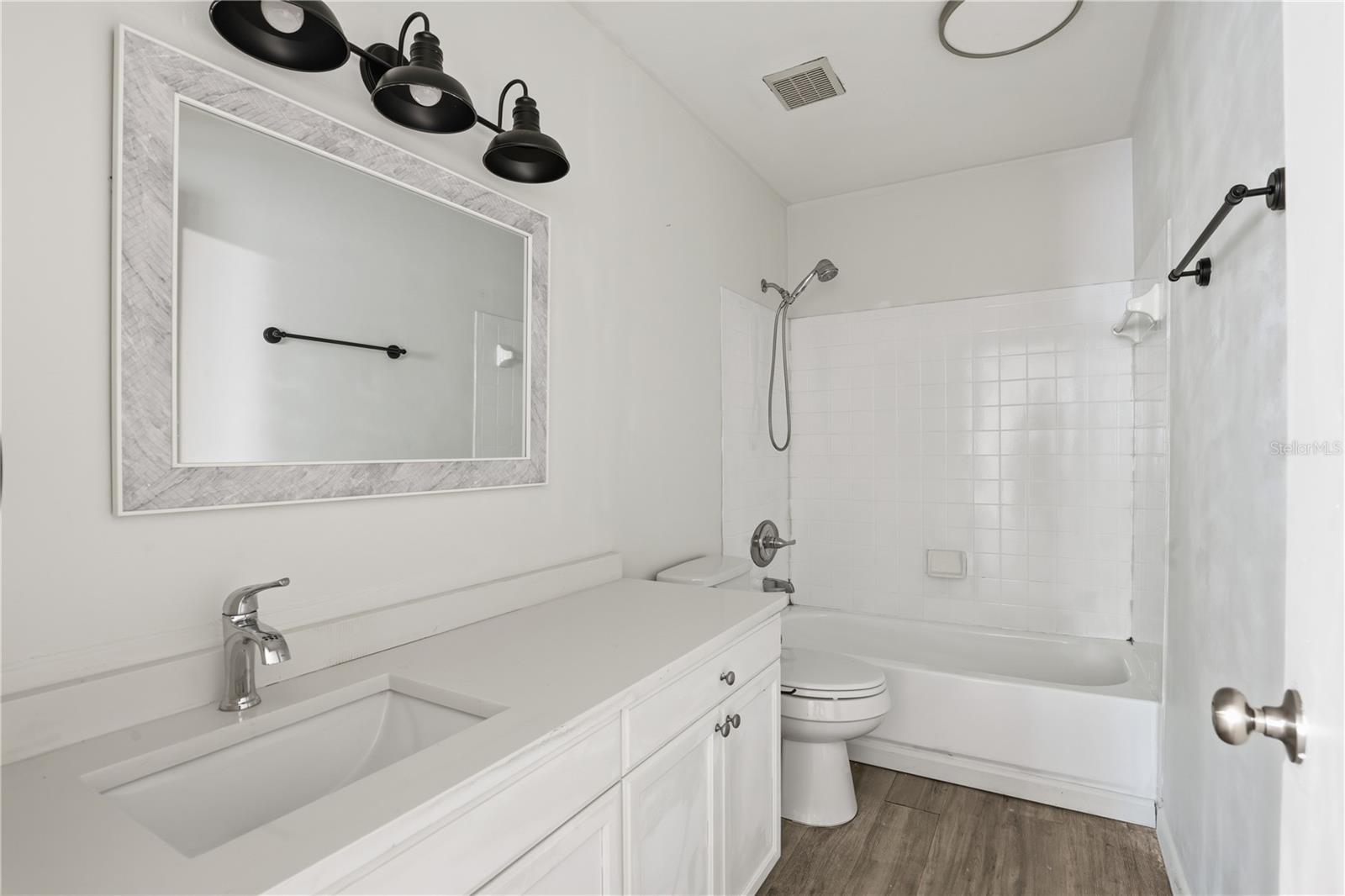 PICKWICK PARK - Residential