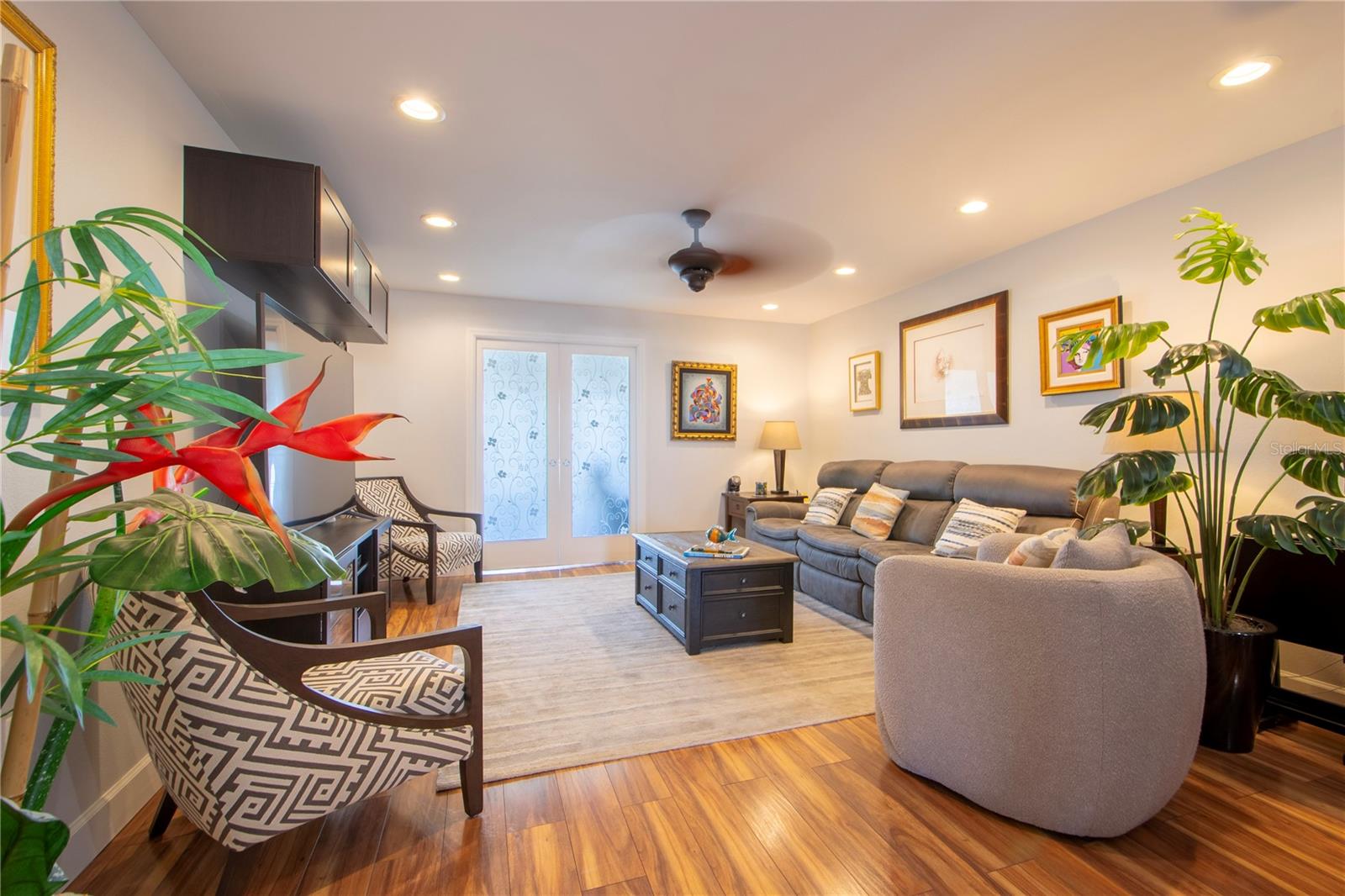 TOWN SHORES OF GULFPORT - Residential