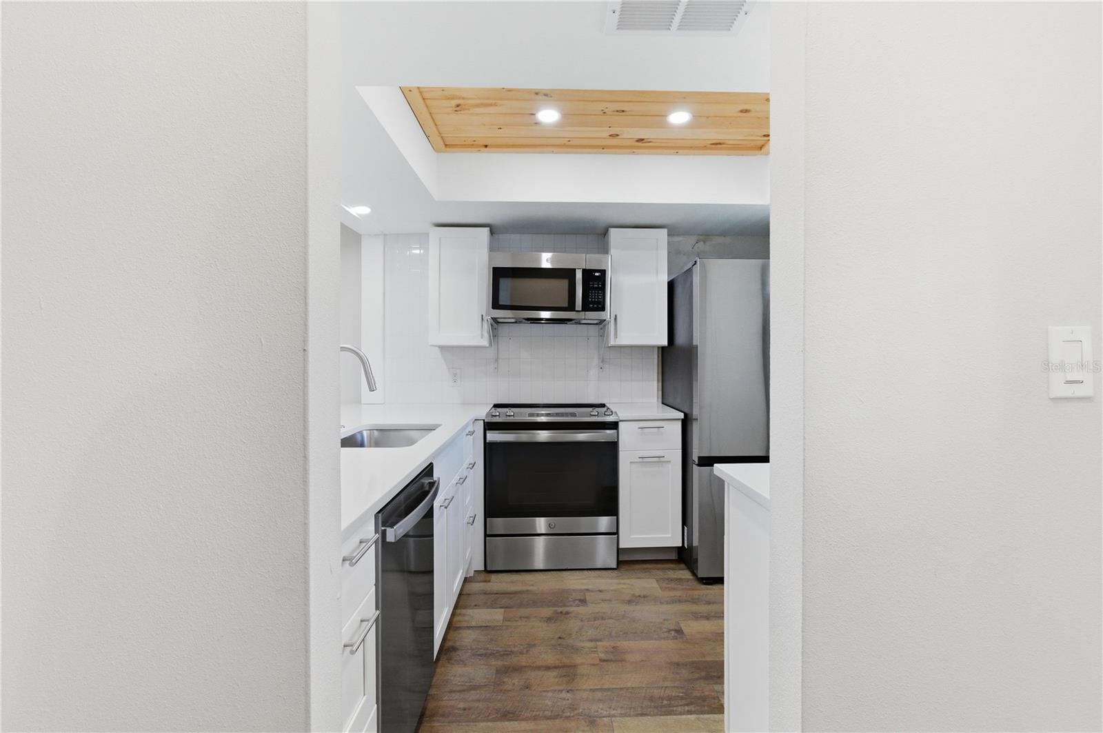 3500 BENEVA ROAD 307