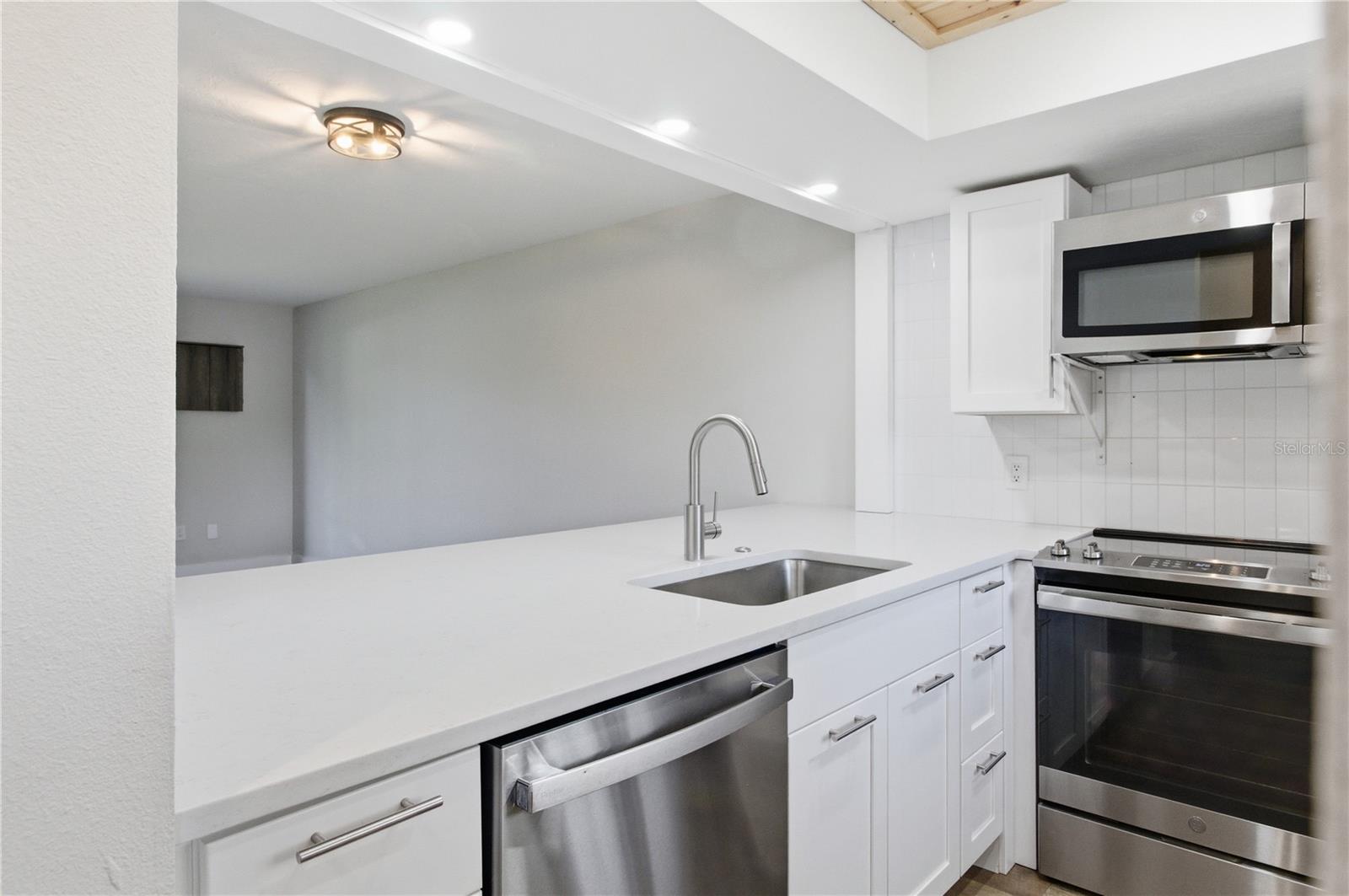 3500 BENEVA ROAD 307