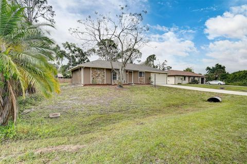 A home in PORT CHARLOTTE