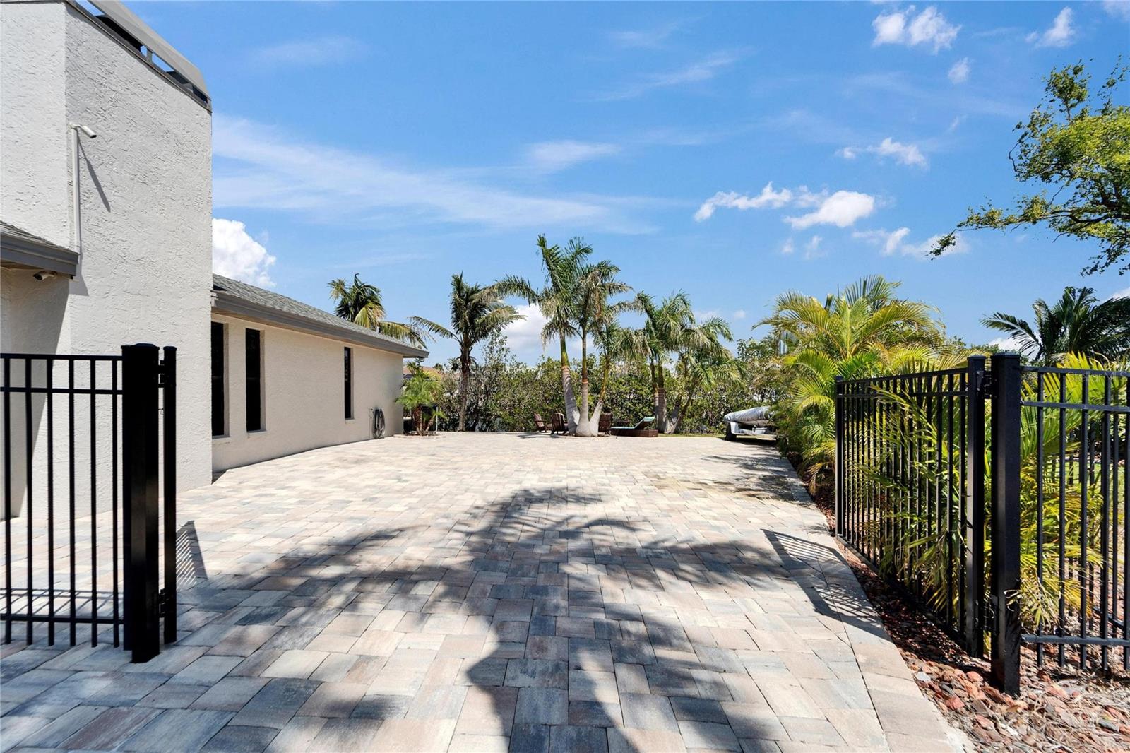 6614 BLACKFIN WAY