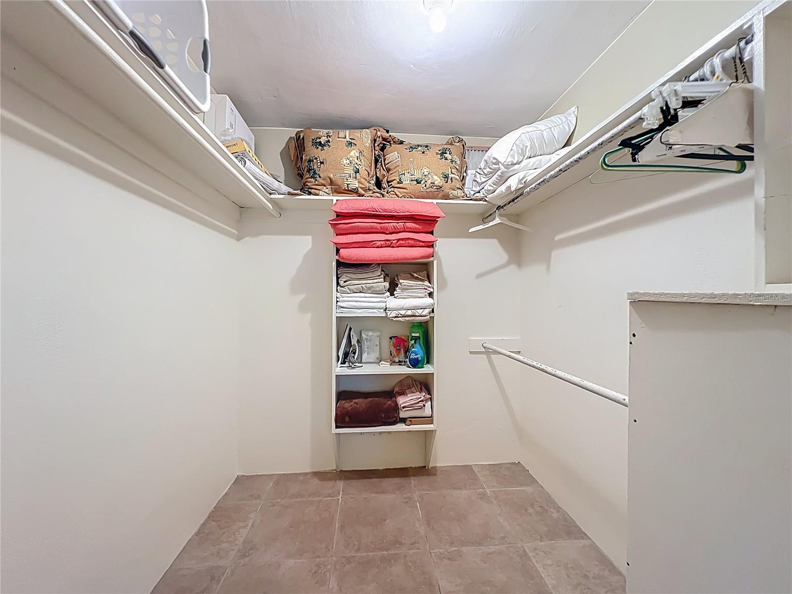 PARADISE VILLAS - Residential