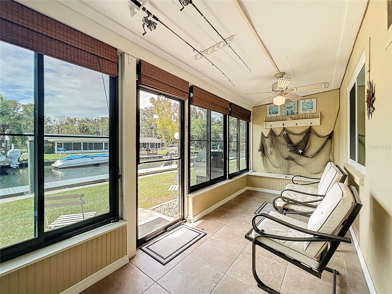 PARADISE VILLAS - Residential