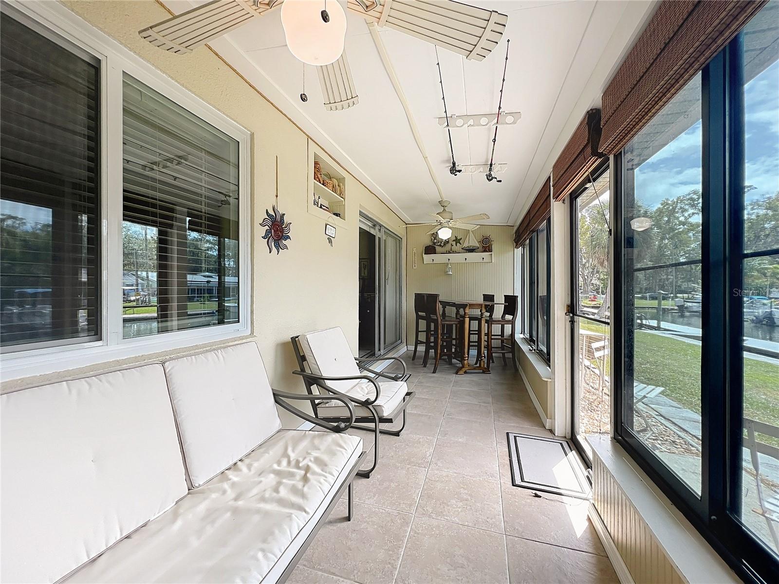 PARADISE VILLAS - Residential