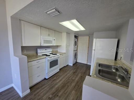 103 COCONUT PALM WAY